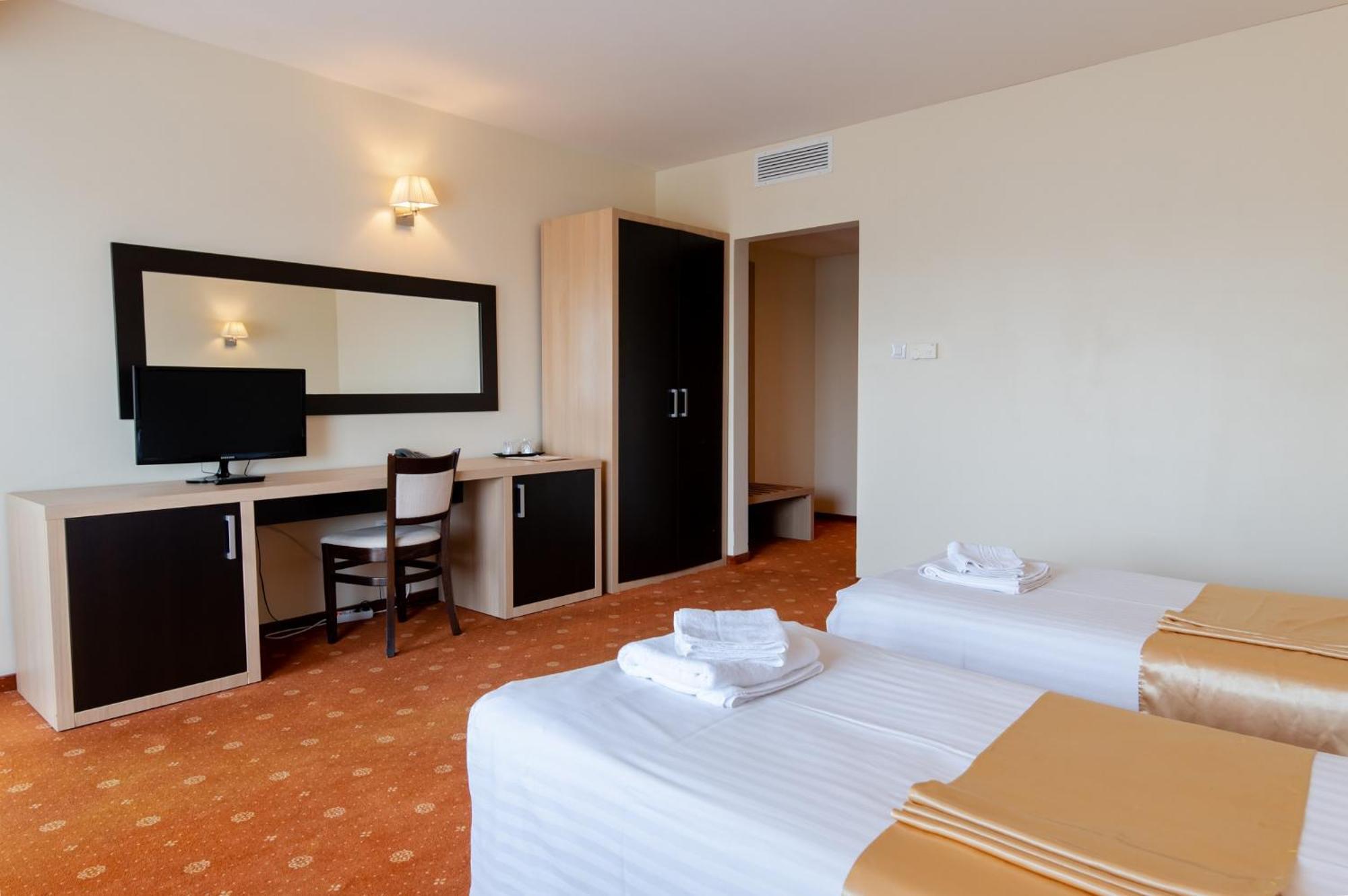 Hotel Oxford By Timhotels Timişoara Exteriör bild